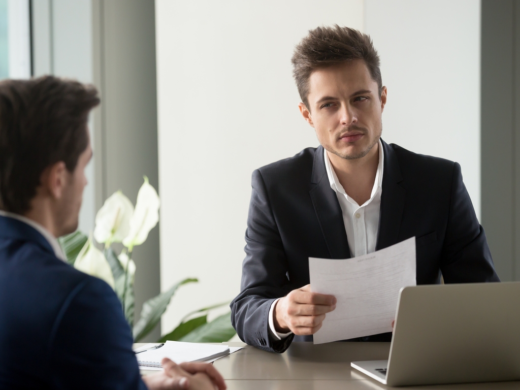 How To Spot When Someone Is Lying At An Interview Modern HR